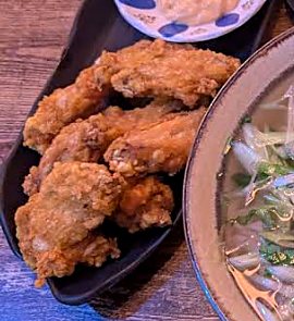 Cánh gà chiên giòn