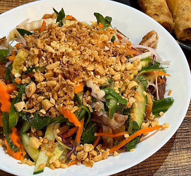 Gỏi trộn kiểu Việt